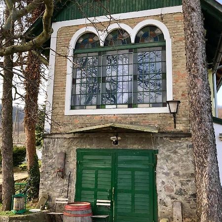 Güns Vendégház Szigliget Exterior foto