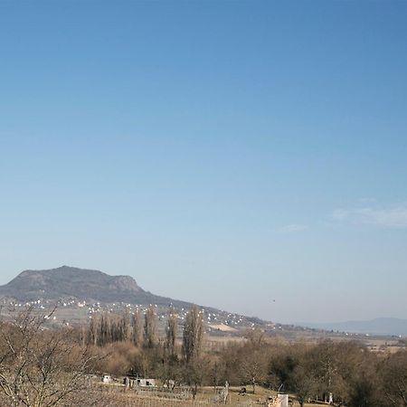 Güns Vendégház Szigliget Exterior foto
