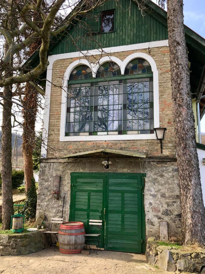 Güns Vendégház Szigliget Exterior foto